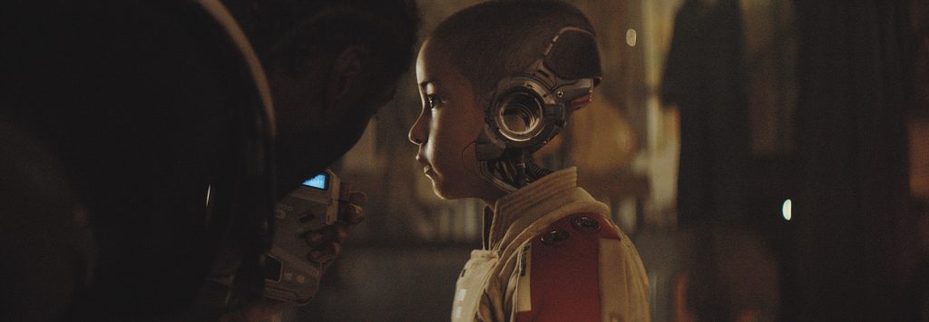 Alphie the simulant child in The Creator, played by Madeleine Yuna Voyles.